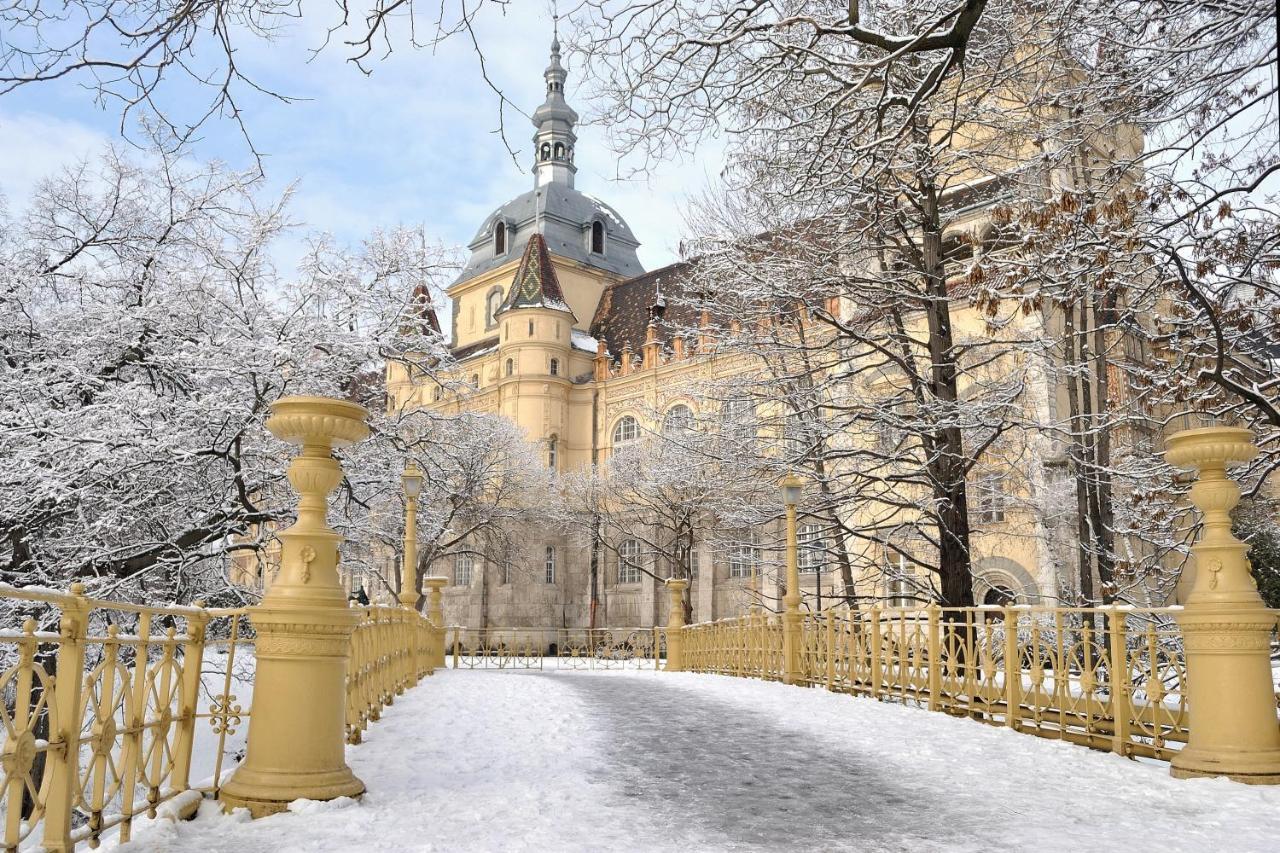 Heroes' Residence Budapest Eksteriør bilde